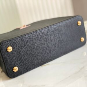 Replica Louis Vuitton Capucines MM LV M20704 2