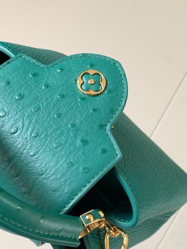 Replica Louis Vuitton Capucines Mini LV Bag Emerald Green M21164 10