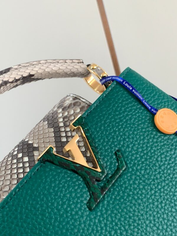 Replica Louis Vuitton Capucines Mini LV Bag Emeraude Green N80931 8