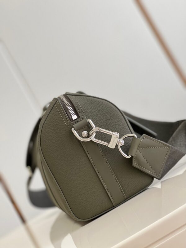 Replica Louis Vuitton LV CITY KEEPALL Khaki M21437 6