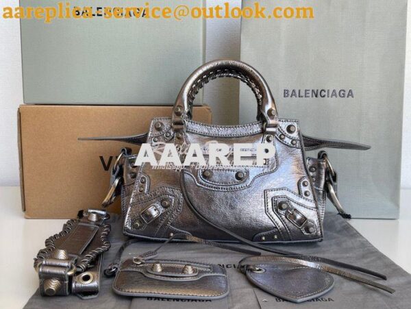 Replica Balenciaga Neo Cagole XS Handbag in Metallic Silver Arena Lamb 3