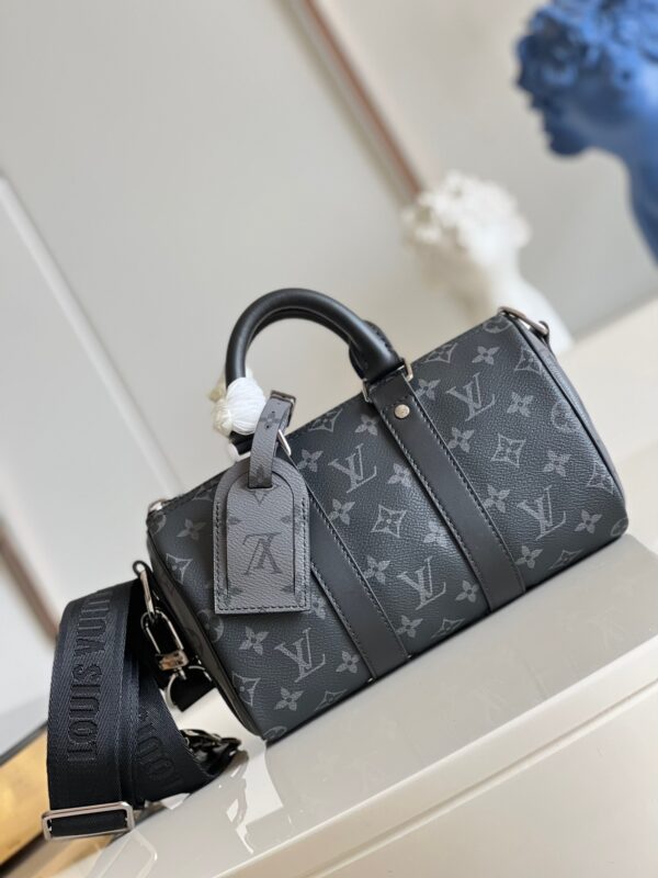 Replica Louis Vuitton LV Keepall Bandoulière 25 M46271 5