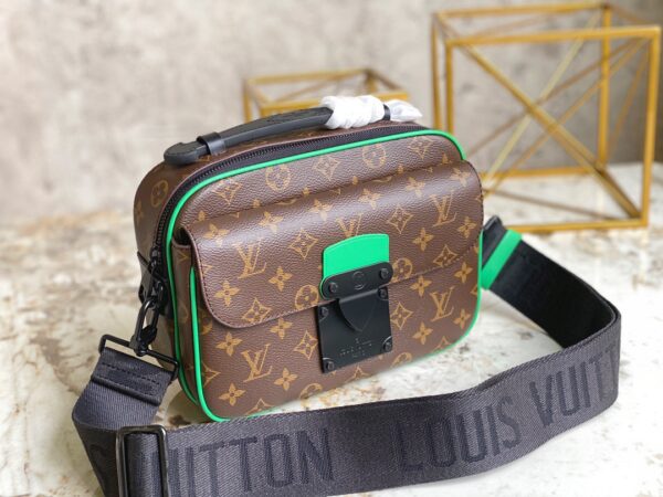 Replica Louis Vuitton S LOCK MESSENGER LV M46246 11