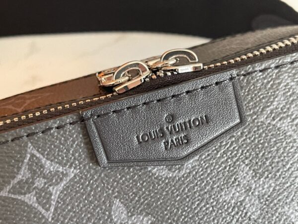 Replica Louis Vuitton ALPHA WEARABLE LV WALLET M81260 9