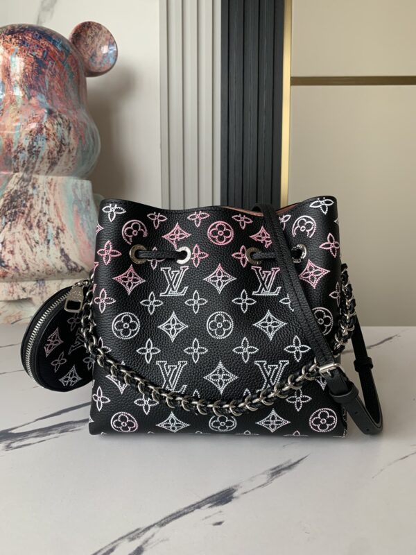 Replica Louis Vuitton Bella LV Bag M21096 4