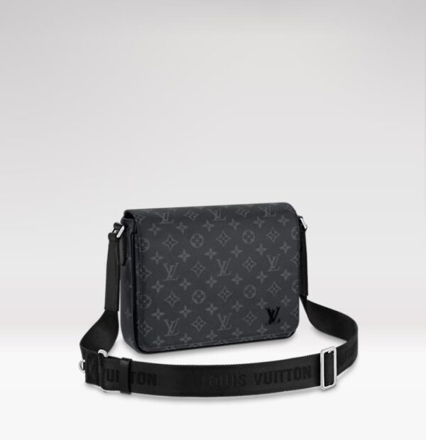 Replica Louis Vuitton DISTRICT PM LV M46255 3