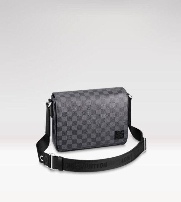 Replica Louis Vuitton DISTRICT PM LV N42710