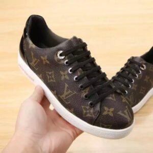 Replica Louis Vuitton Men Frontrow Sneaker 2