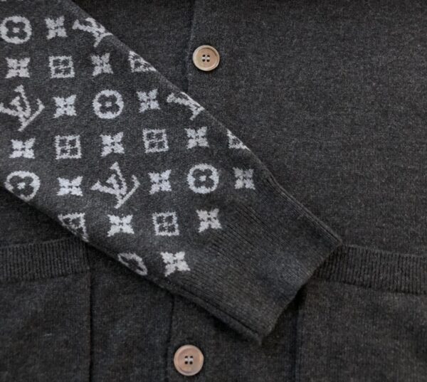 Replica Louis Vuitton LV MONOGRAM MIX CASHMERE CARDIGAN 1AATLX 8