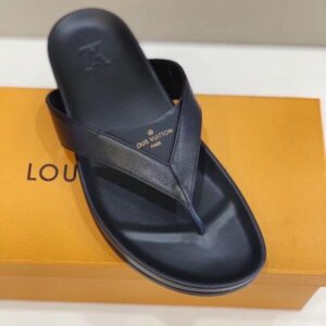 Replica Louis Vuitton Mirabeau Thong In Black Leather 2