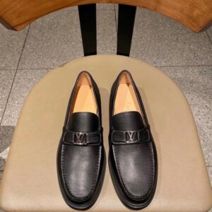 Replica Louis Vuitton Major Loafers In Black Leather 2