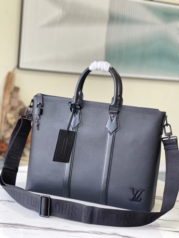 Replica Louis Vuitton LOCK IT TOTE LV M59158 4