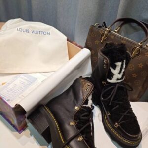 Replica Louis Vuitton Black LV Beaubourg Ankle Boots 2