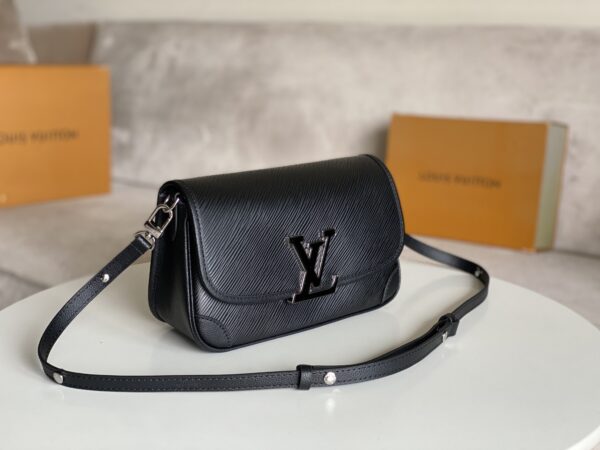 Replica Louis Vuitton LV BUCI Bag M59386 5