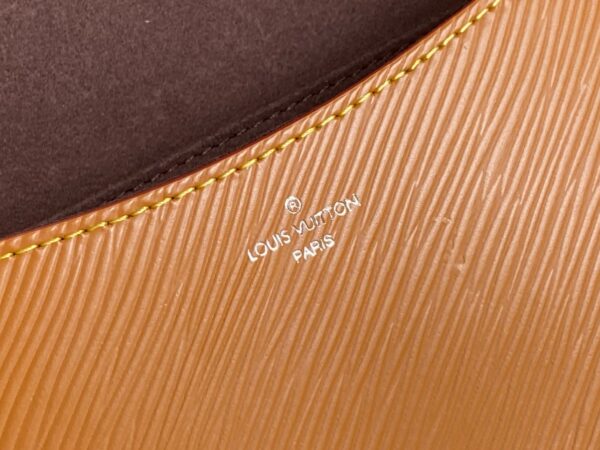 Replica Louis Vuitton LV BUCI Bag M59459 12