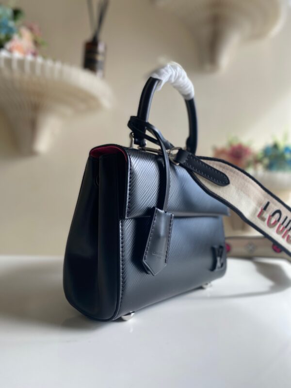 Replica Louis Vuitton LV CLUNY MINI Black Bag M58925 5