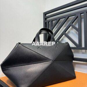 Replica Loewe Puzzle Fold Duffle in shiny calfskin B510PUB Black 2