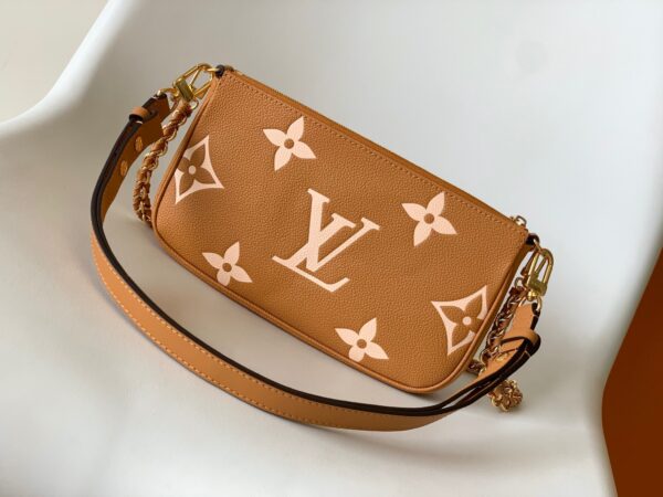 Replica Louis Vuitton LV MULTI POCHETTE ACCESSOIRES Arizona Beige Bag M45983 6