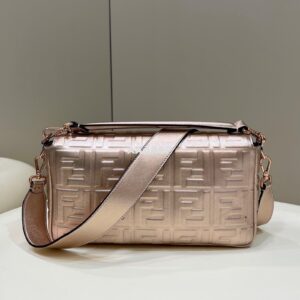 Replica Fendi 8BR771 Baguette Large Pink leather bag