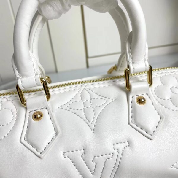 Replica Louis Vuitton LV PAPILLON BB Bag Snow White M59827 5