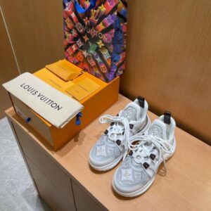 Replica Louis Vuitton LV Archlight Sneaker 1A9KF0 2