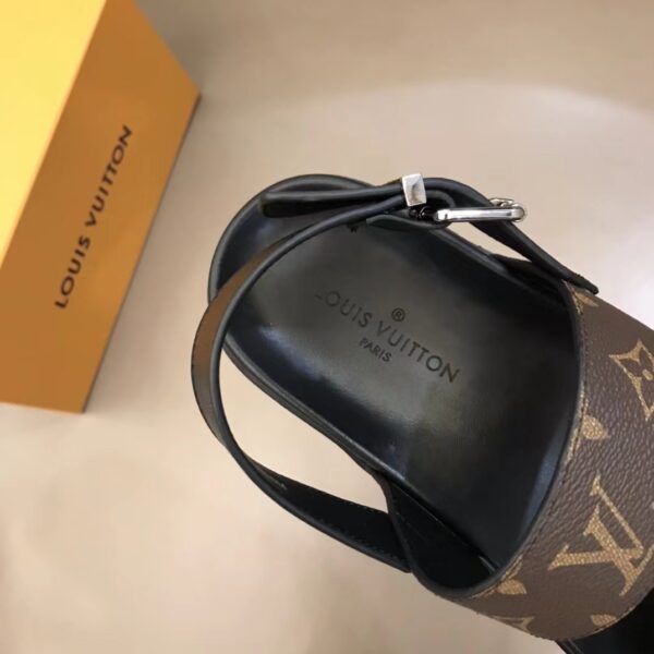 Replica Louis Vuitton Flat Sandals 3