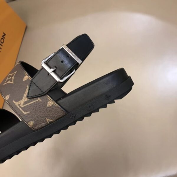 Replica Louis Vuitton Flat Sandals 3