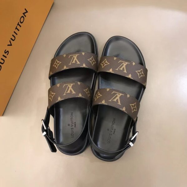 Replica Louis Vuitton Flat Sandals 8