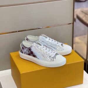 Replica LV Tattoo Sneaker Louis Vuitton 1A90G5