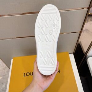 Replica LV Tattoo Sneaker Louis Vuitton 1A90G5 2