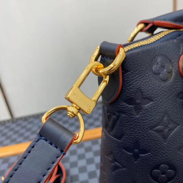 Replica Louis Vuitton M44397 LV V Tote MM 6