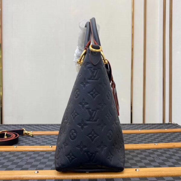 Replica Louis Vuitton M44397 LV V Tote MM 11