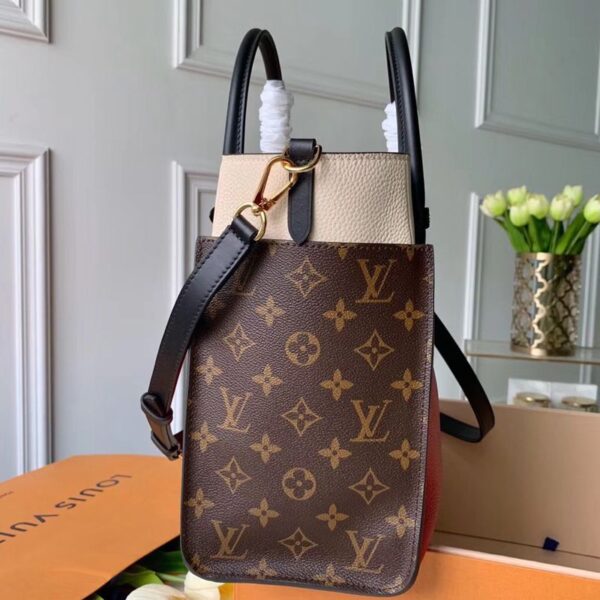 Replica Louis Vuitton M53824 LV On My Side 10