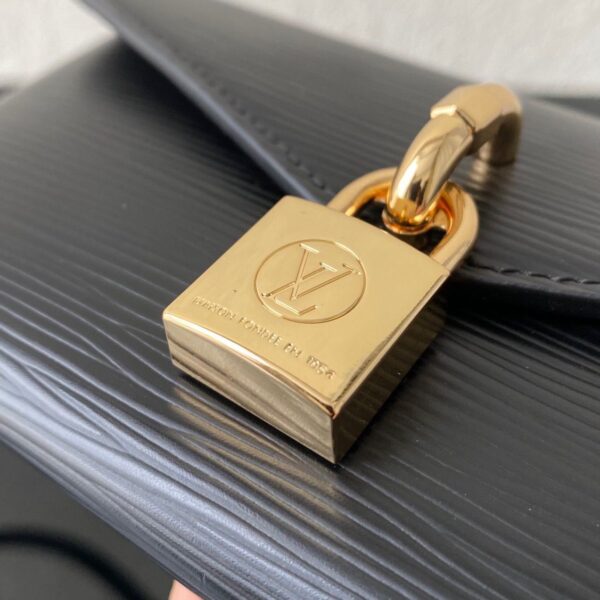 Replica Louis Vuitton Padlock On Strap LV M80682 7