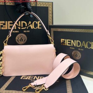 Replica Fendi 8BR801 Baguette Brooch Bag Pink