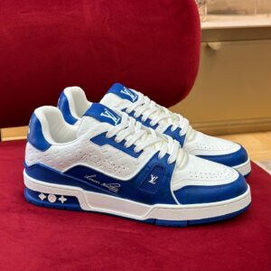 Replica Louis Vuitton LV TRAINER SNEAKER Blue 1AANER 2