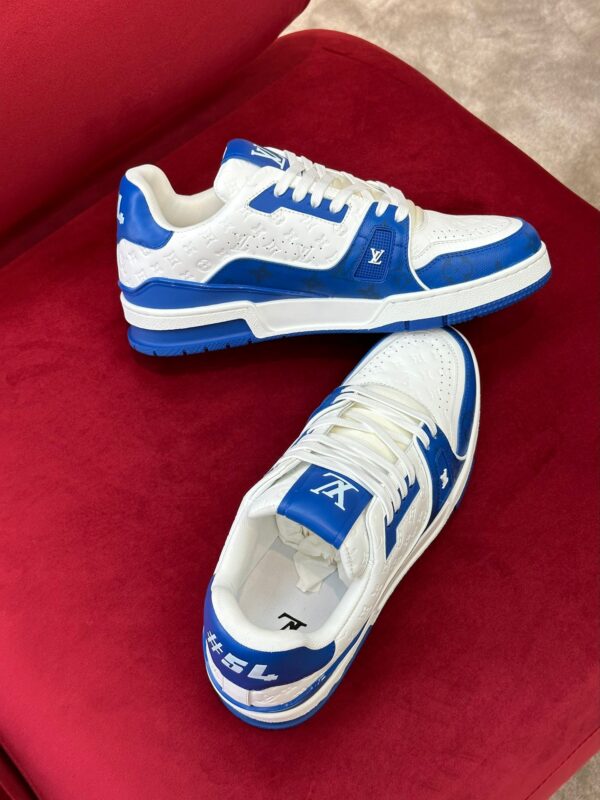 Replica Louis Vuitton LV TRAINER SNEAKER Blue 1AANER 7