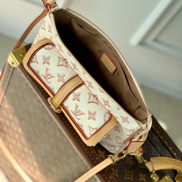 Replica Louis Vuitton Maxi Multi Pochette Accessoires LV M20920 10