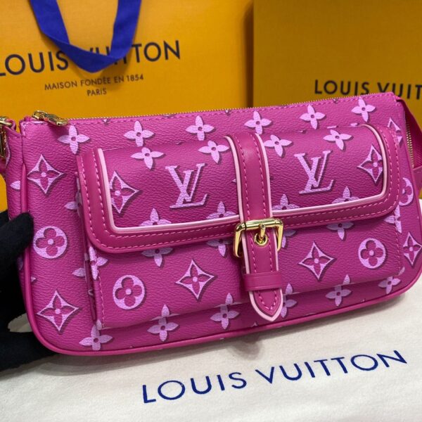 Replica Louis Vuitton Maxi Multi Pochette Accessoires LV M46161 8